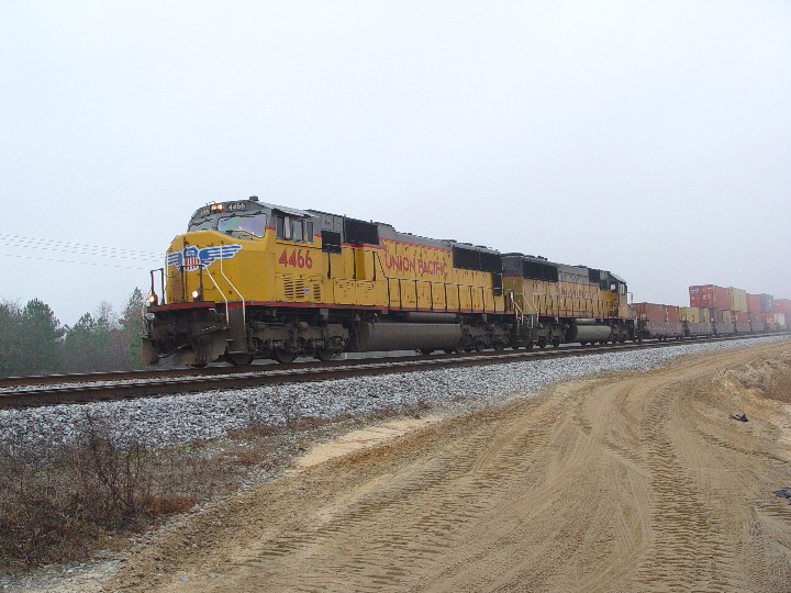 UP 4466 (CSX Q179-11)